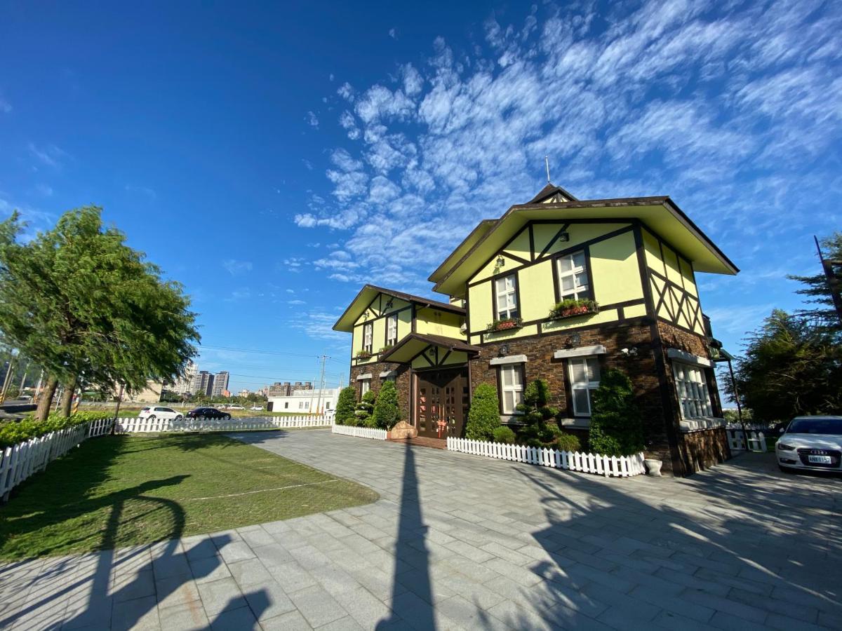 Luxembourg Hills Homestay Цзяоси Экстерьер фото
