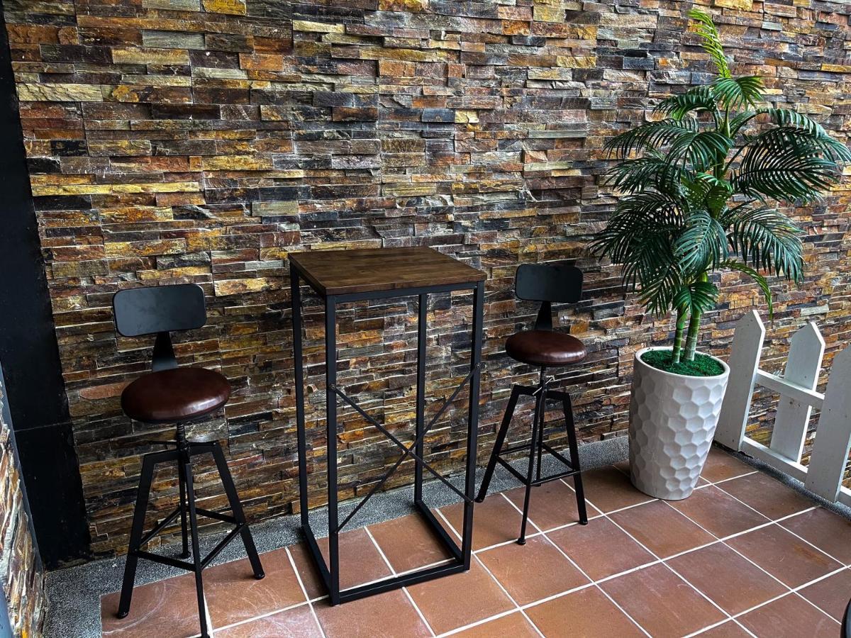 Luxembourg Hills Homestay Цзяоси Экстерьер фото