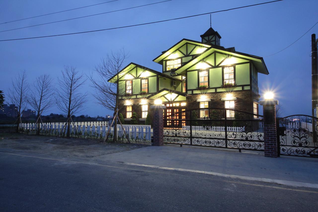 Luxembourg Hills Homestay Цзяоси Экстерьер фото