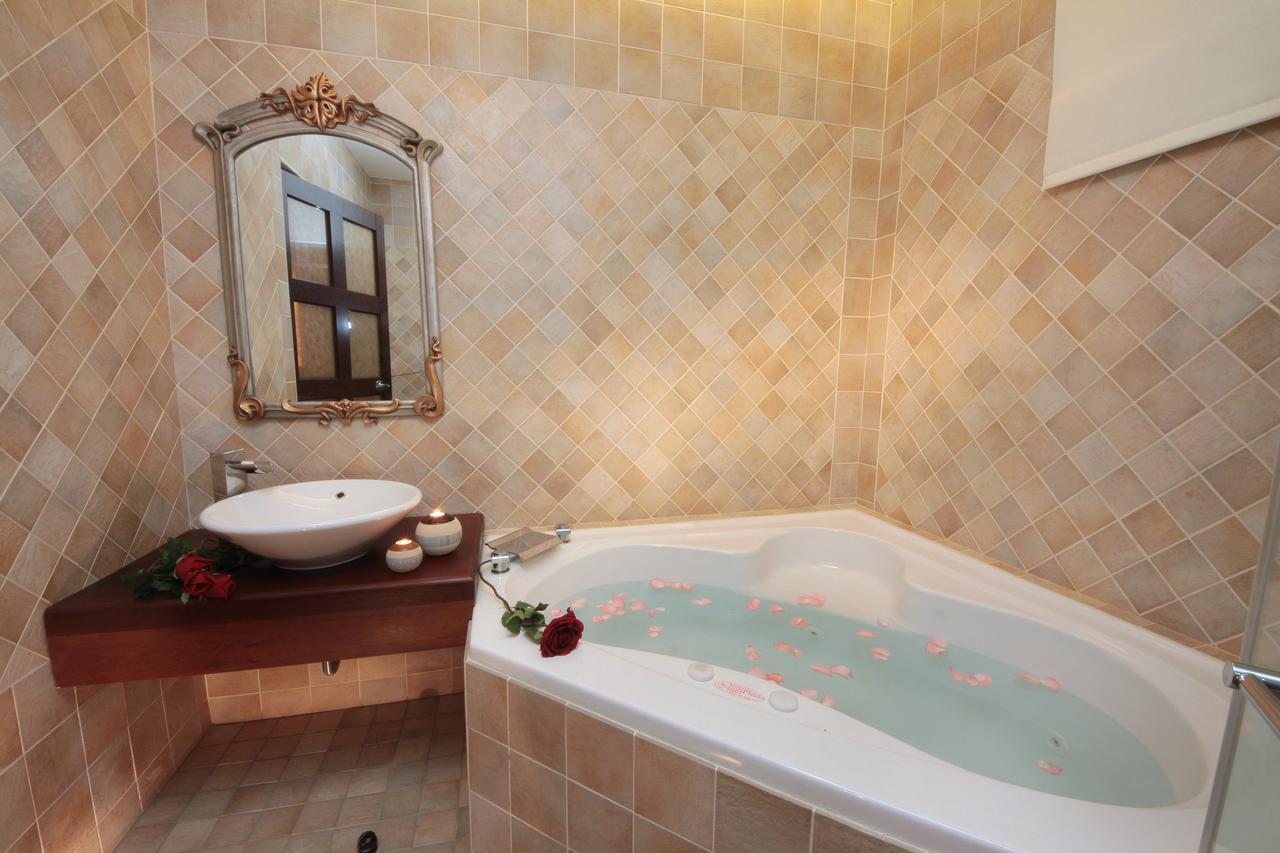 Luxembourg Hills Homestay Цзяоси Экстерьер фото